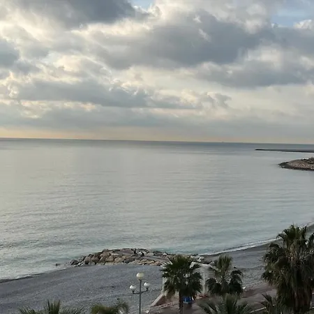 France Promenade Des 80m² Piano * Ницца